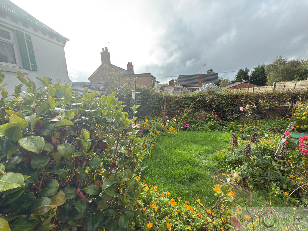 Primrose Cottage, 27 Old Road, Tean, Staffordshire, ST104EG, photo 16