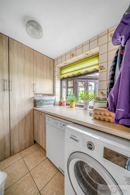 Barnfields Bungalow Barnfields Lane, Kingsley, Stoke-on-trent, ST10 2DG, photo 8
