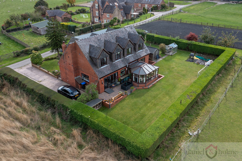 Barnfields Bungalow Barnfields Lane, Kingsley, Stoke-on-trent, ST10 2DG, photo 45