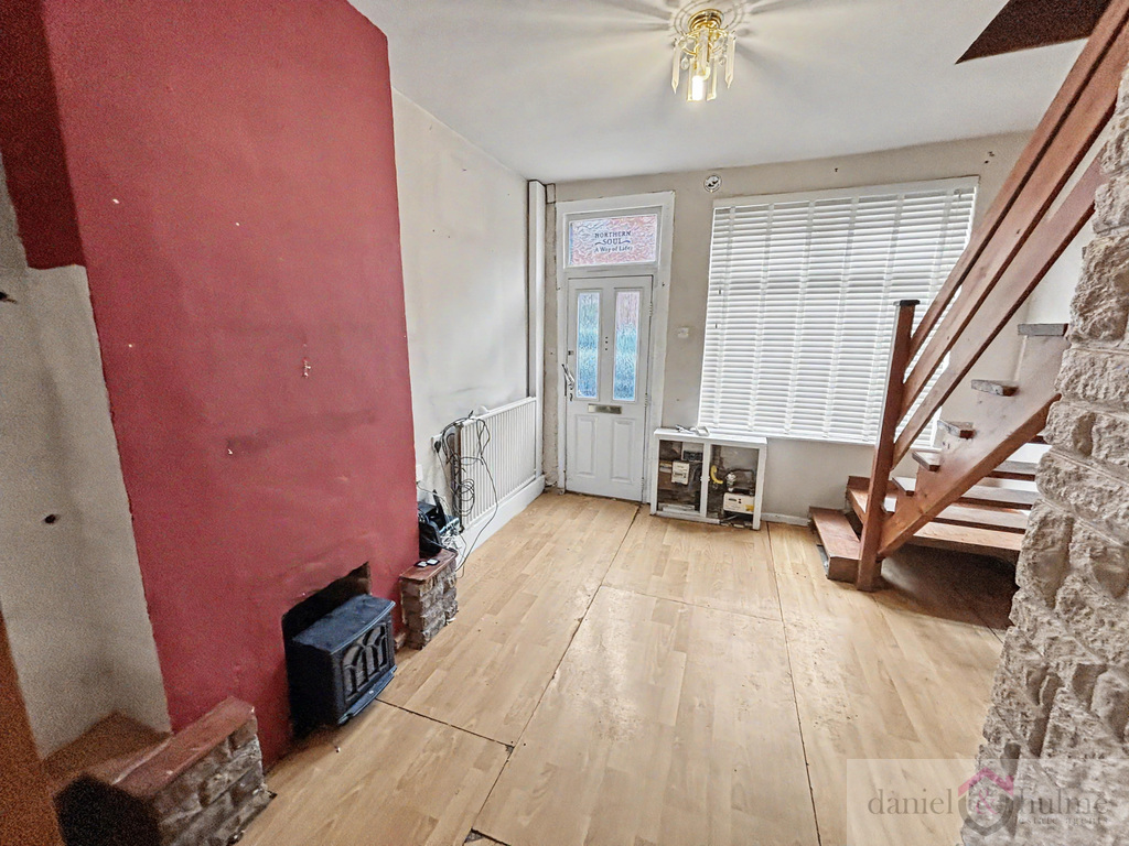 Bath Street, Leek, Staffordshire, ST13 6JQ, photo 2