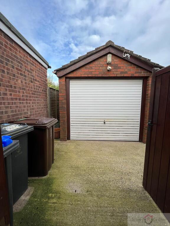 Ness Grove, Cheadle, Stoke-On-Trent, Staffordshire, photo 8