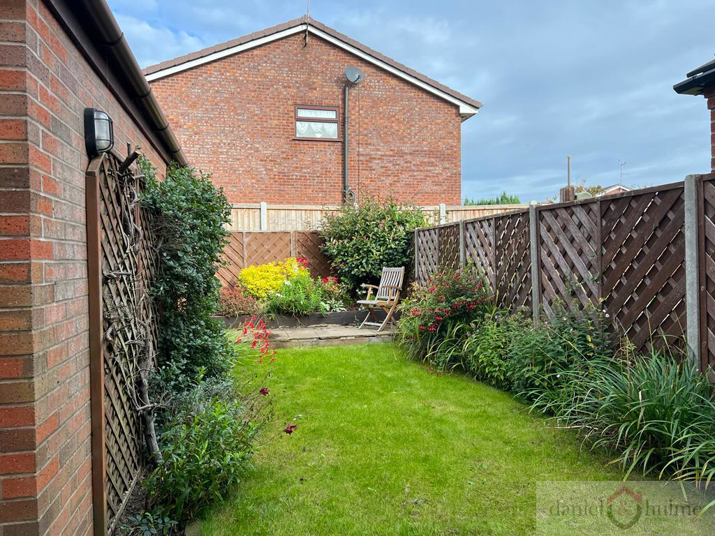 Ness Grove, Cheadle, Stoke-On-Trent, Staffordshire, photo 7