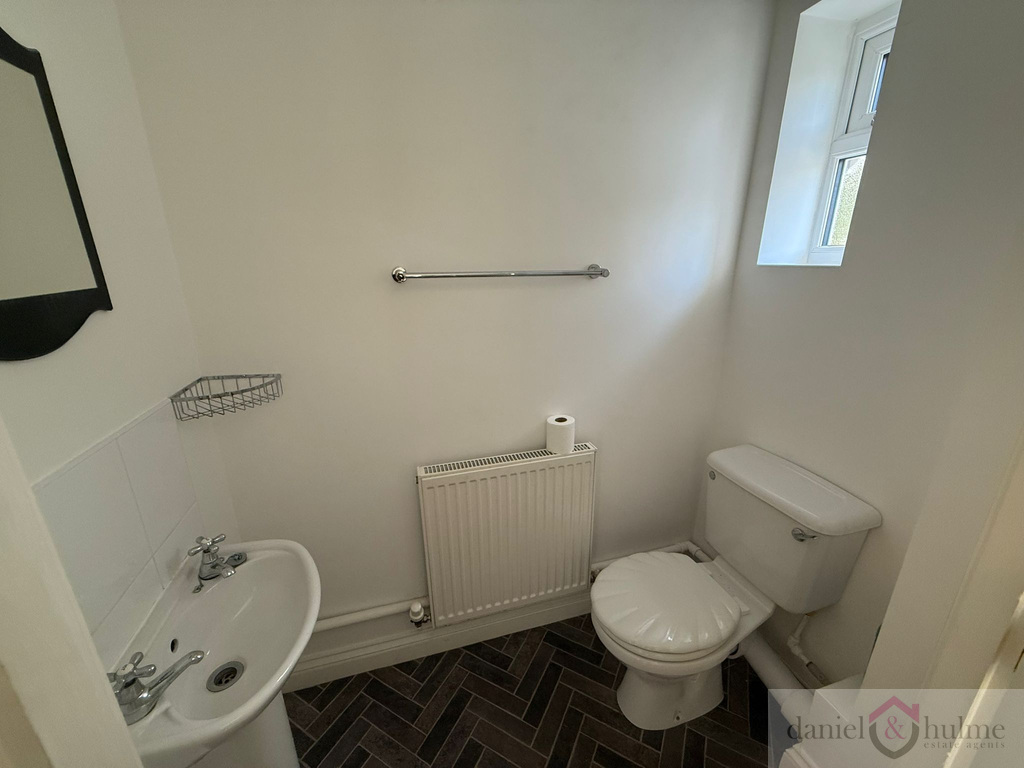 Compton Mews, Leek, ST13 5DE, photo 3
