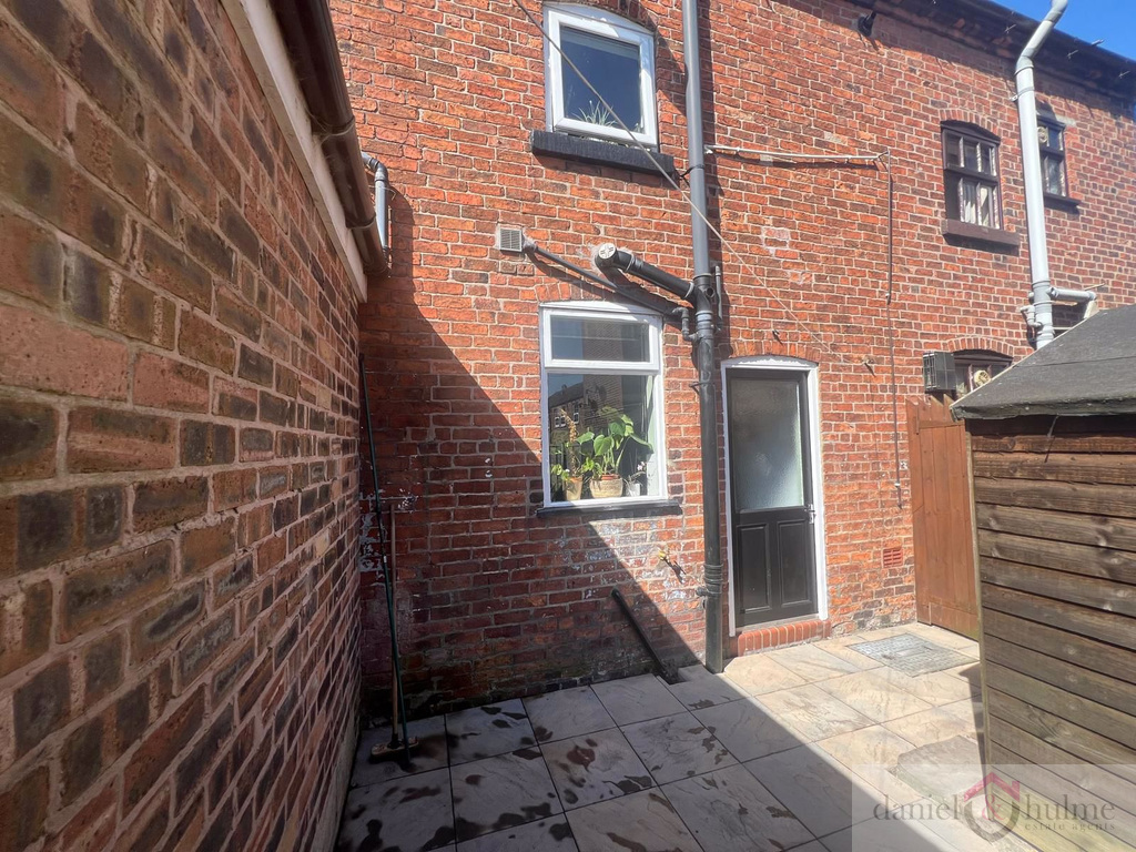 London Street, Leek, Staffordshire, photo 7