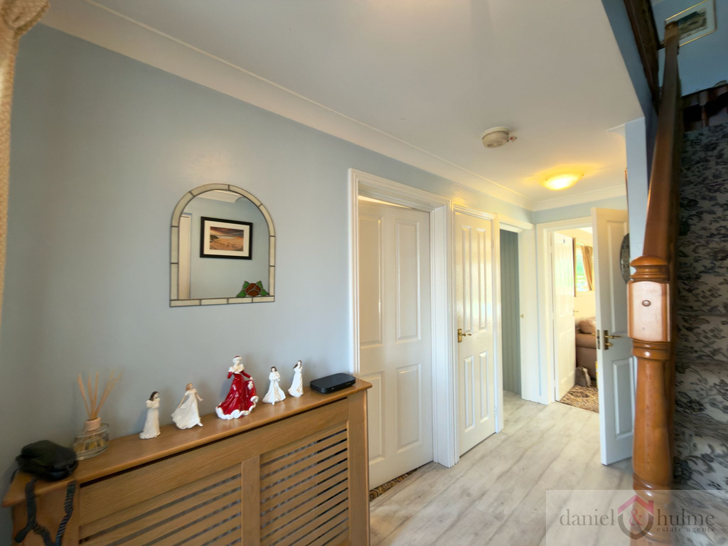 Cheddleton Park Avenue, Cheddleton, Staffs ST13 7NS, photo 2