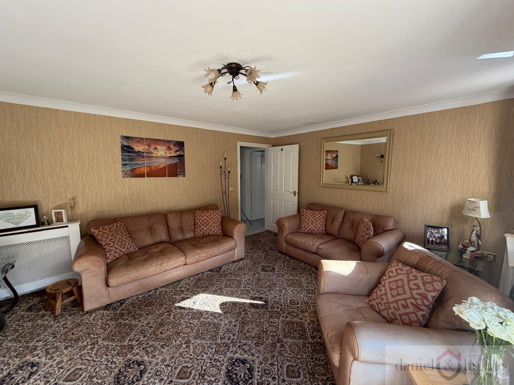 Cheddleton Park Avenue, Cheddleton, Staffs ST13 7NS, photo 7