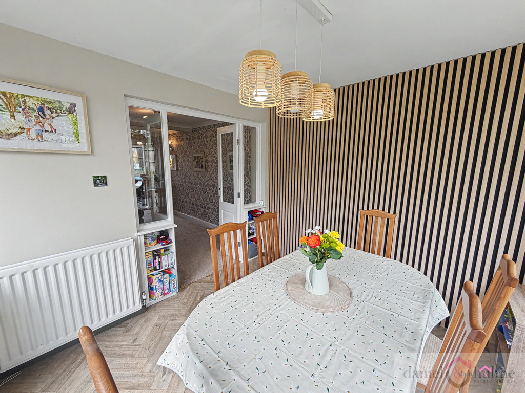 High View Road, Leek, Staffordshire, ST13 5BS, photo 7