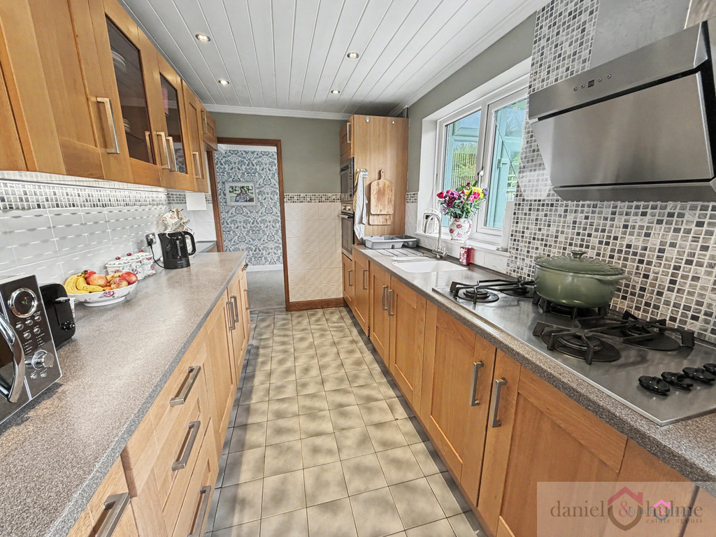 High View Road, Leek, Staffordshire, ST13 5BS, photo 22