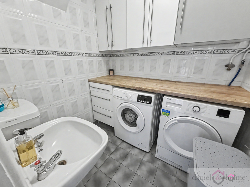 High View Road, Leek, Staffordshire, ST13 5BS, photo 9