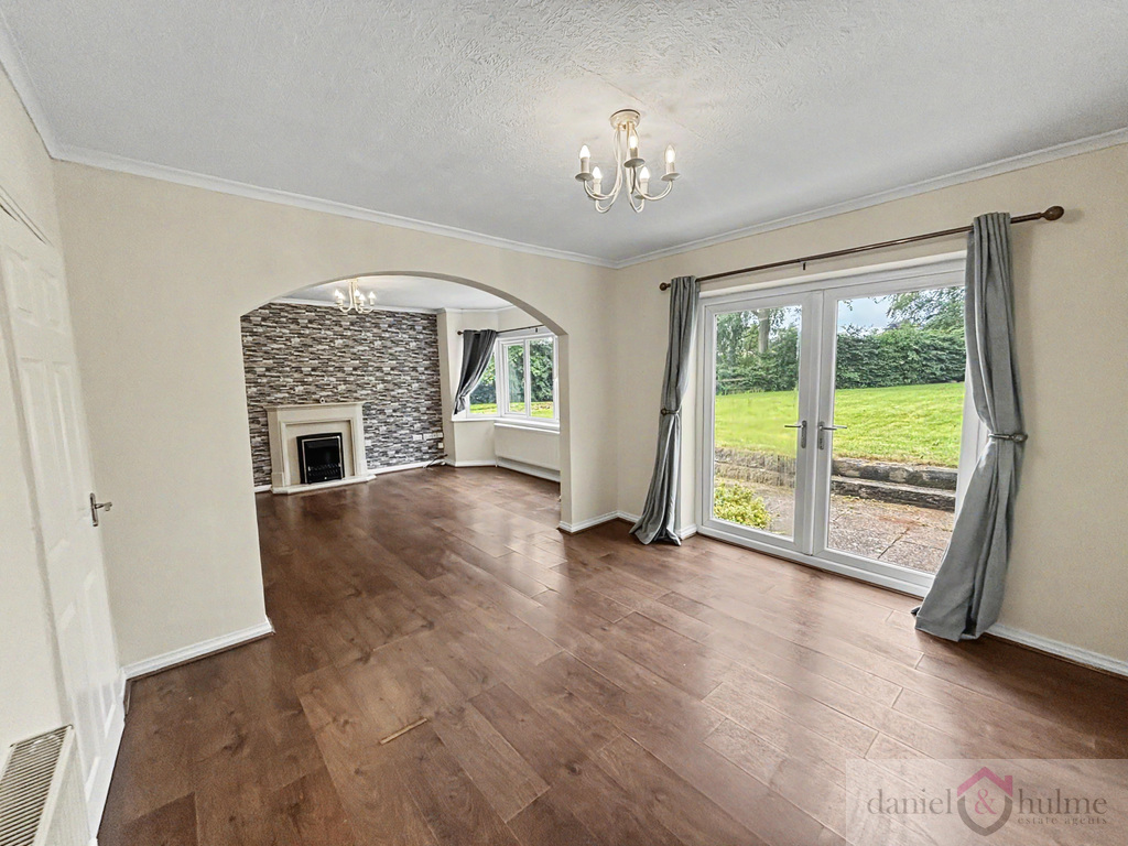 Sandy Haven Lansdowne Close, Leek, Staffordshire, photo 4