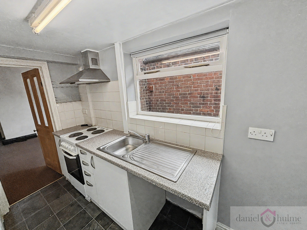Picton Street, Leek, Staffordshire, ST13 8AU, photo 6