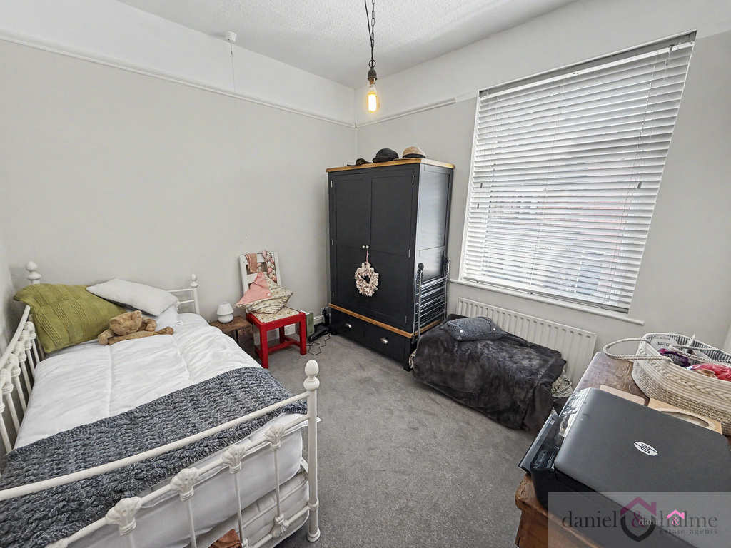 Portland Street, Leek, Staffordshire, ST13 6LA, photo 16