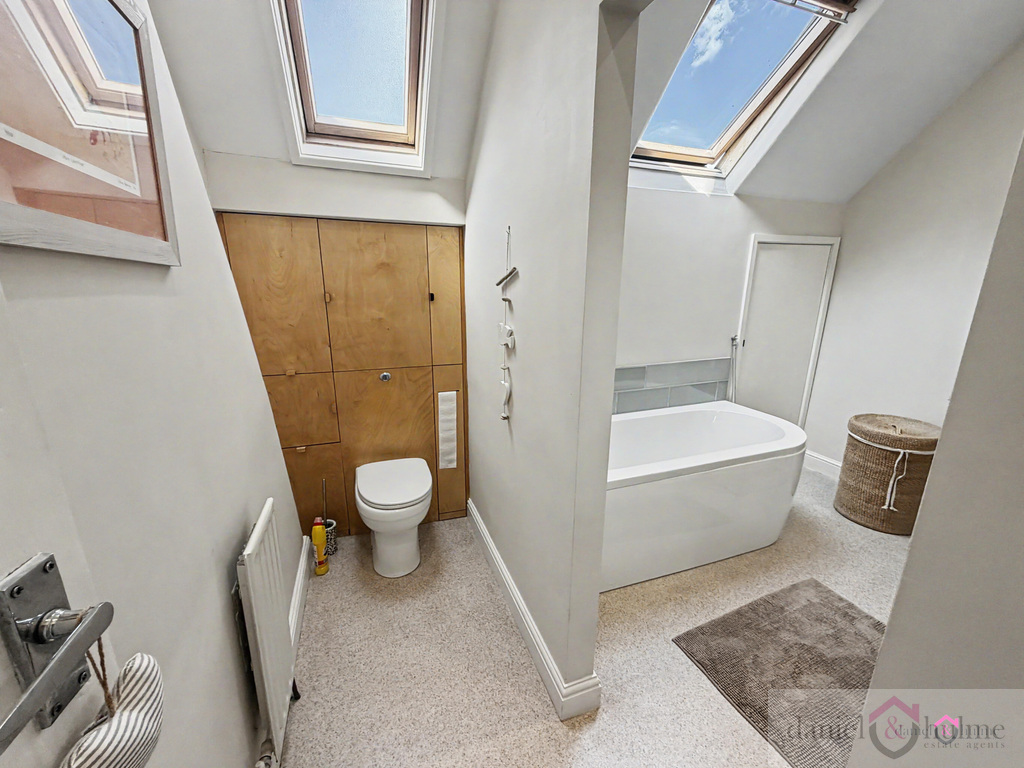 Portland Street, Leek, Staffordshire, ST13 6LA, photo 19