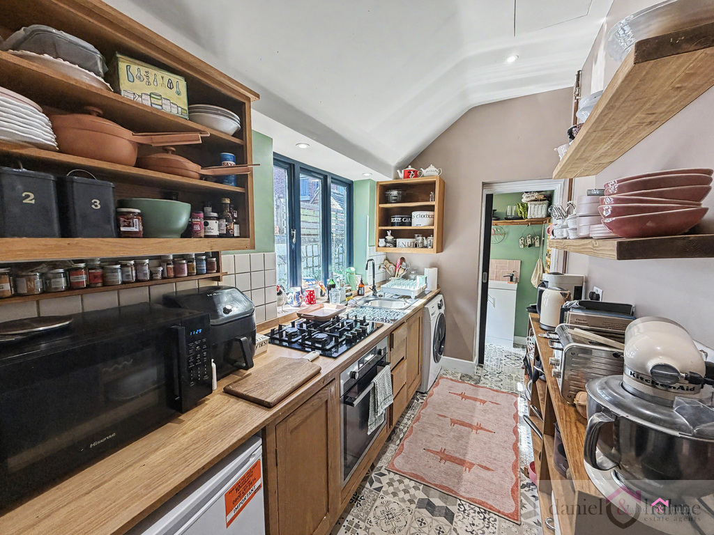 Portland Street, Leek, Staffordshire, ST13 6LA, photo 9