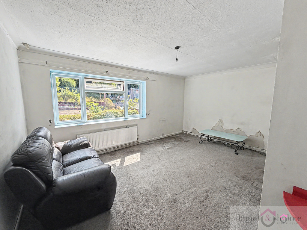 Westwood Heath Road, Leek, Staffordshire, ST13 8LL, photo 8