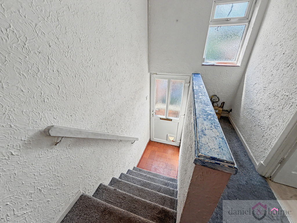 Westwood Heath Road, Leek, Staffordshire, ST13 8LL, photo 3