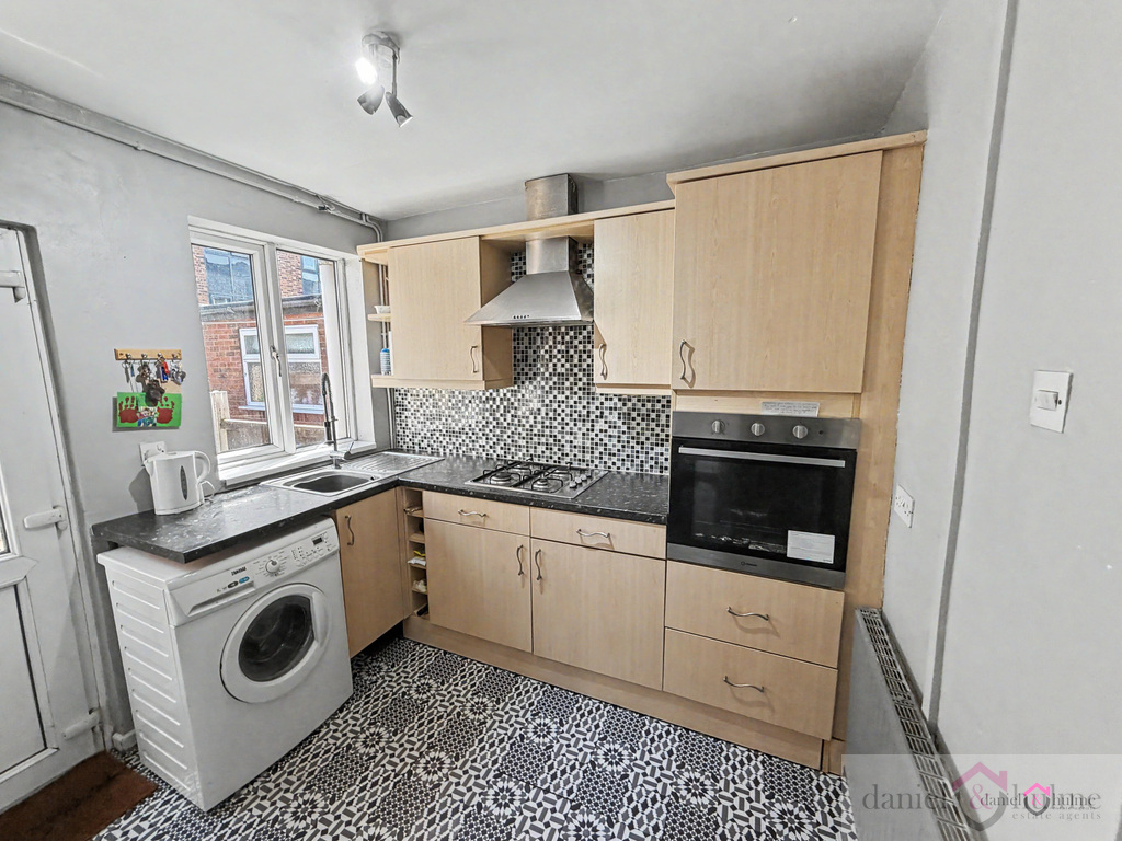 Gladstone Street, Leek, Staffordshire, ST13 5EP, photo 6
