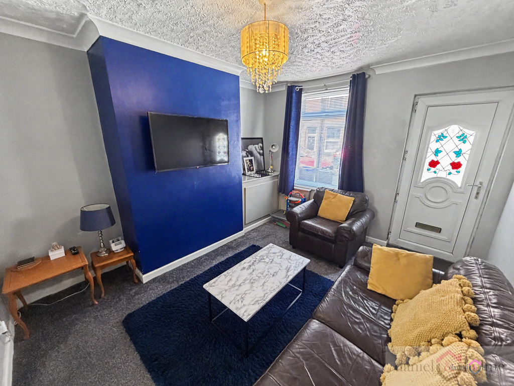 Gladstone Street, Leek, Staffordshire, ST13 5EP, photo 4