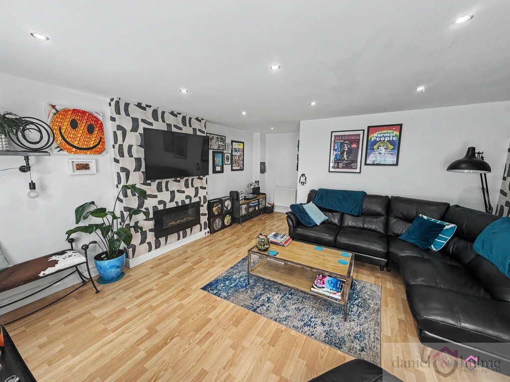 Emerald Way, Milton, Staffordshire, ST6 8HL, photo 6
