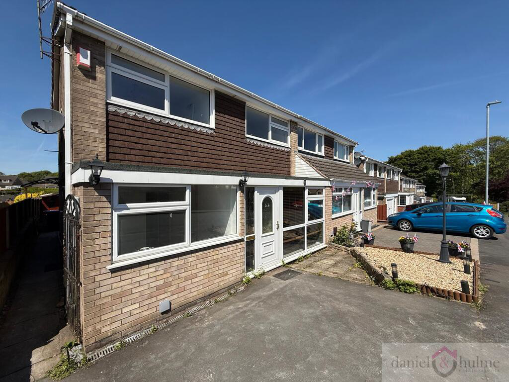 Coopers Close, Leek, Staffordshire, ST13 8JL