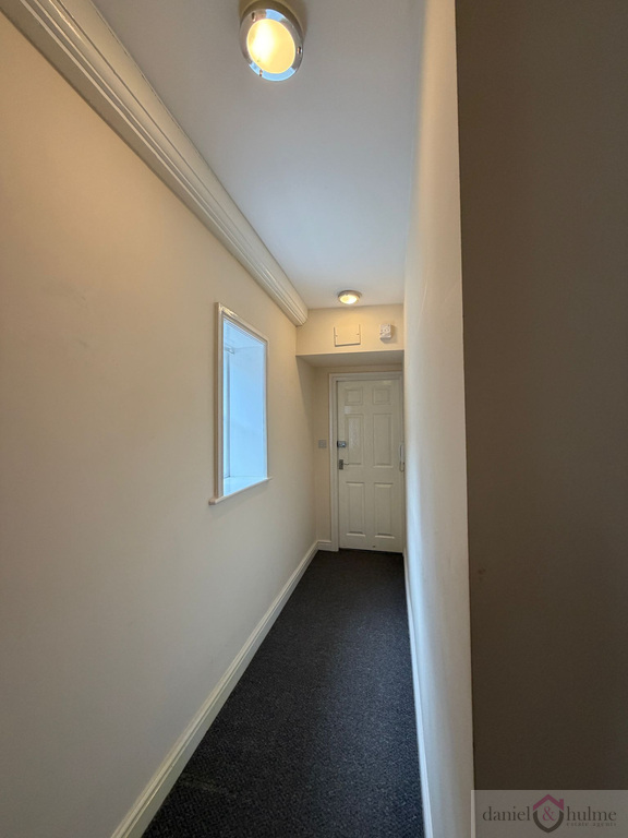 Flat 3,Trafford House,16 Market Place, Leek, Staffordshire, photo 5