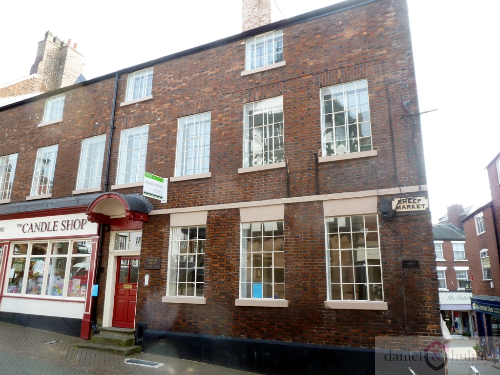 Flat 3,Trafford House,16 Market Place, Leek, Staffordshire, photo 2