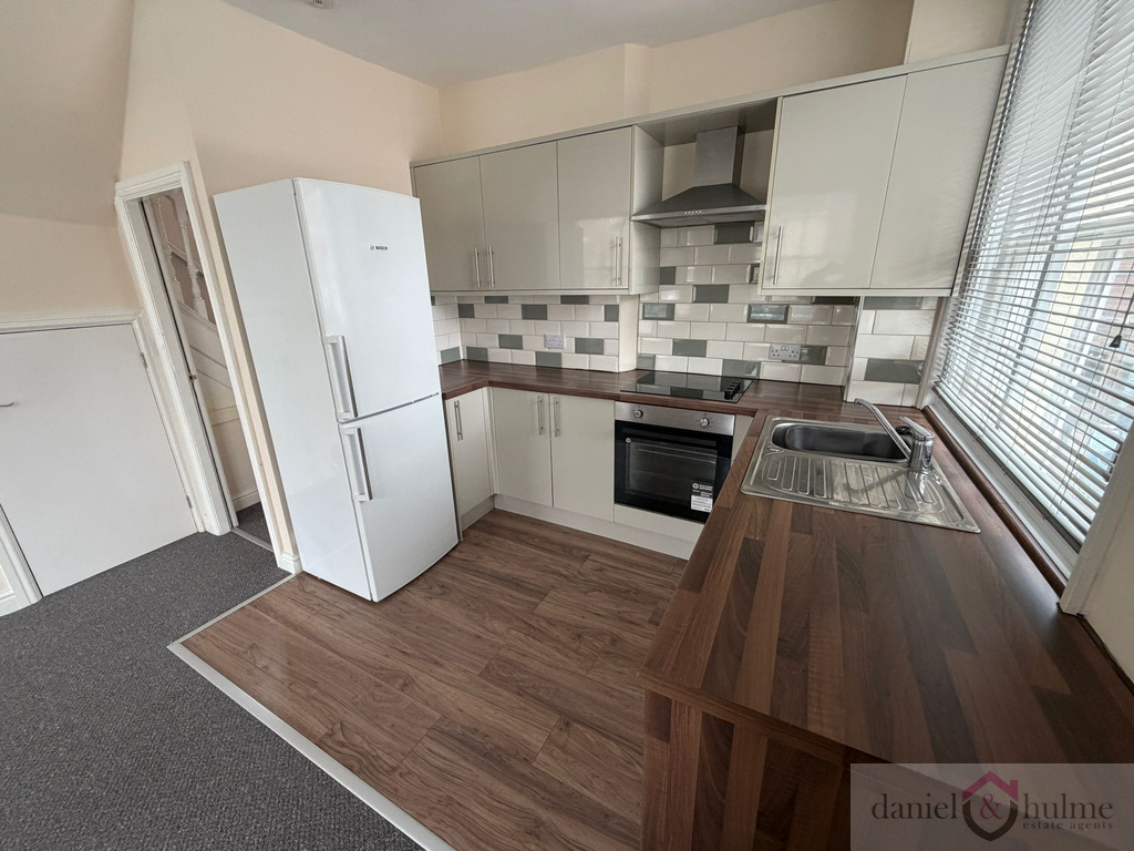 Flat 3,Trafford House,16 Market Place, Leek, Staffordshire, photo 10