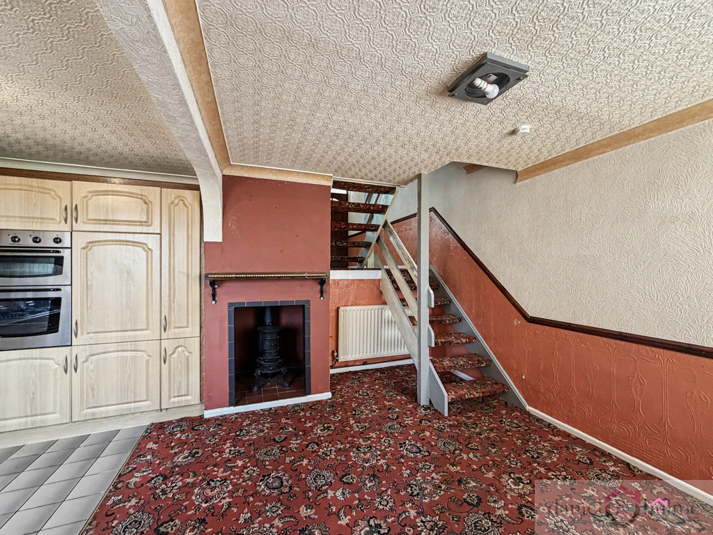 Swallow Croft, Leek, Staffordshire, ST13 8JB, photo 5