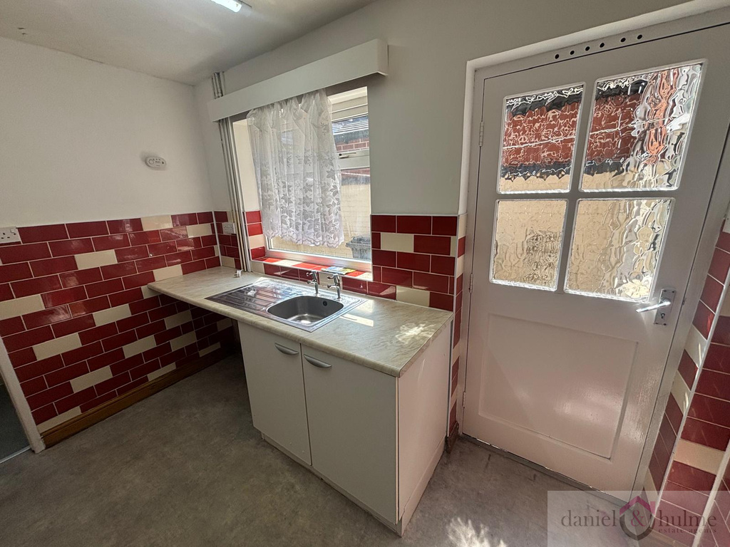 Cromwell Terrace, Leek, Staffordshire, photo 6