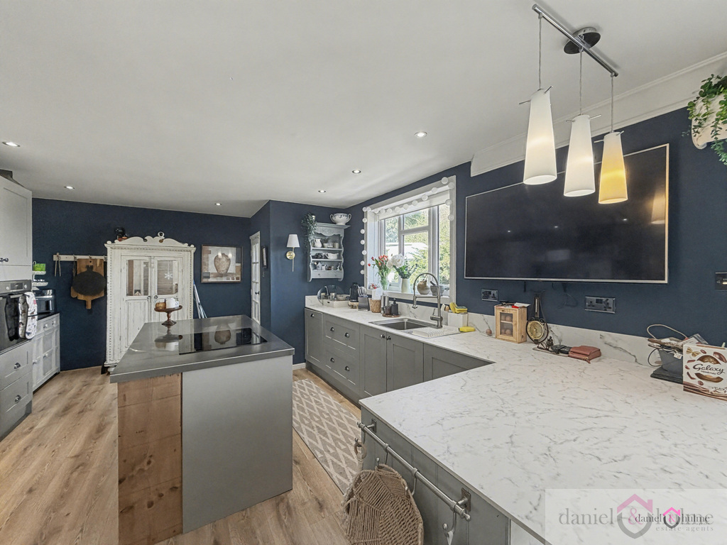 White Barn, The Drive, Rudyard ST13 8RN, photo 2
