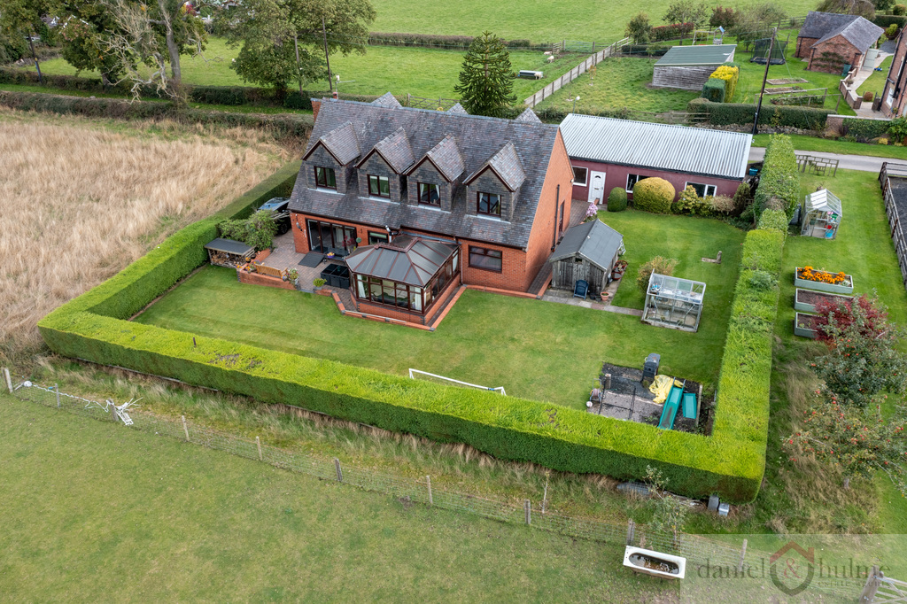 Barnfields Bungalow Barnfields Lane, Kingsley, Stoke-on-trent, ST10 2DG, photo 7