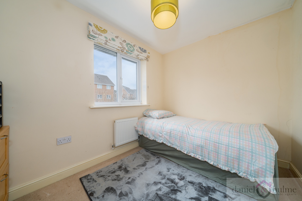 3 Clover Grove, Leekbrook, photo 19