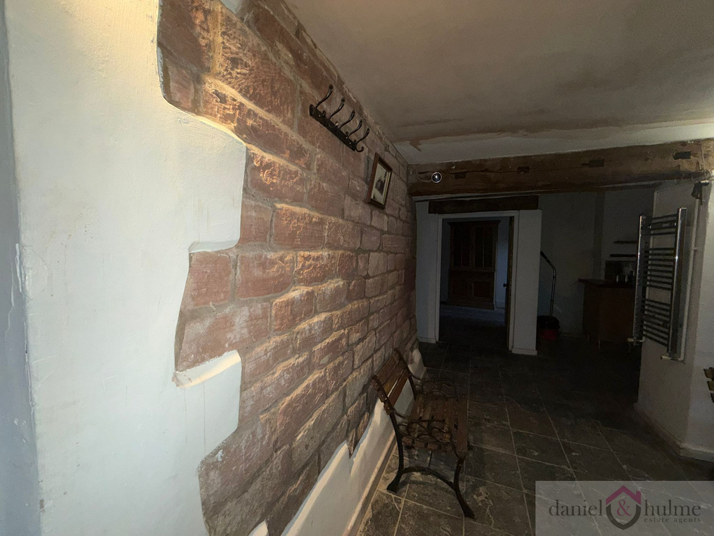 Hanging Gate, Rushton Spencer, Macclesfield, Cheshire, SK11 0RW, photo 34