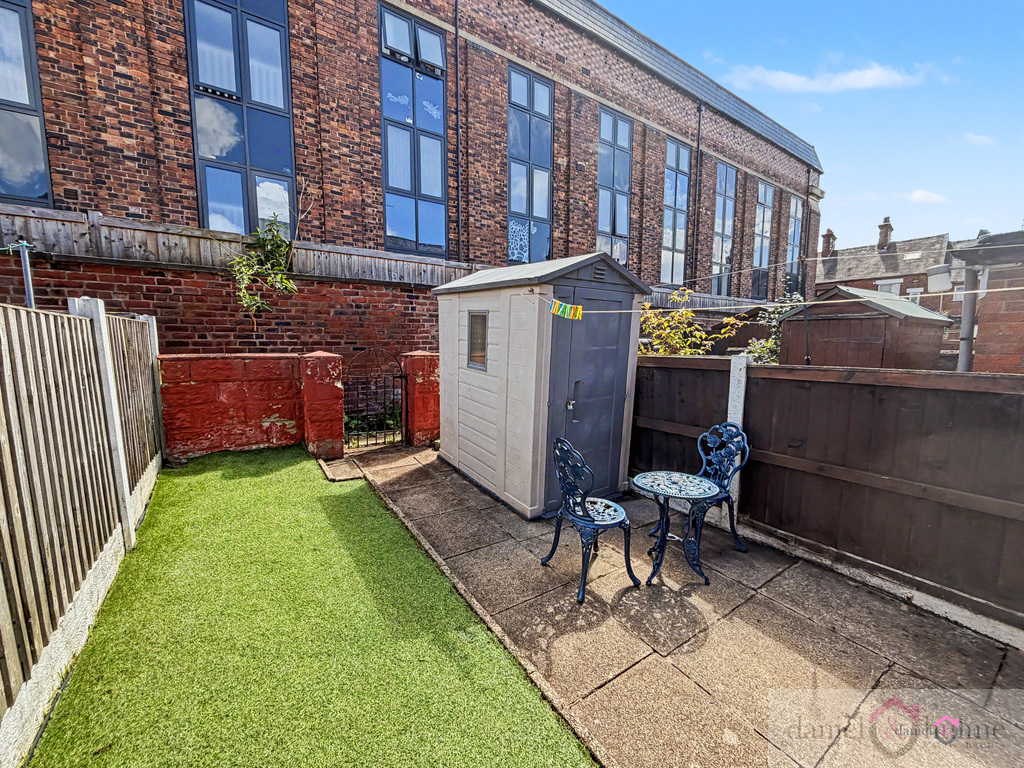 Gladstone Street, Leek, Staffordshire, ST13 5EP, photo 3
