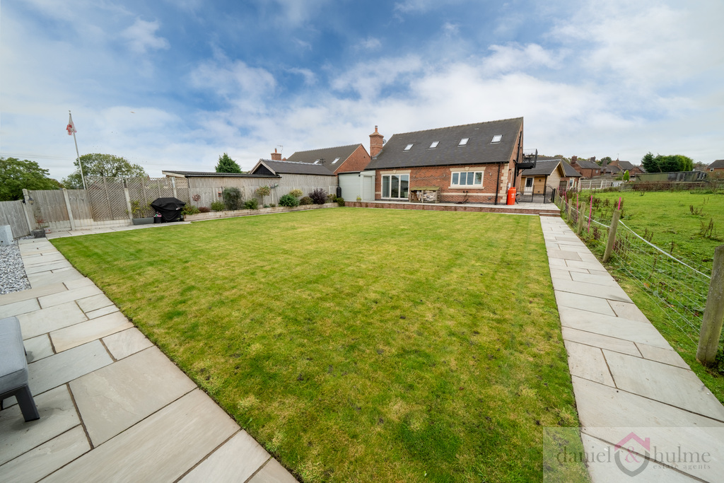 Nature's View. Moss Close, Dilhorne, Staffordshire, ST10 2QA, photo 3