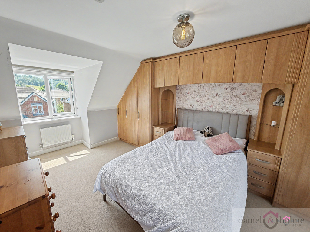 3 Clover Grove, Leekbrook, photo 25