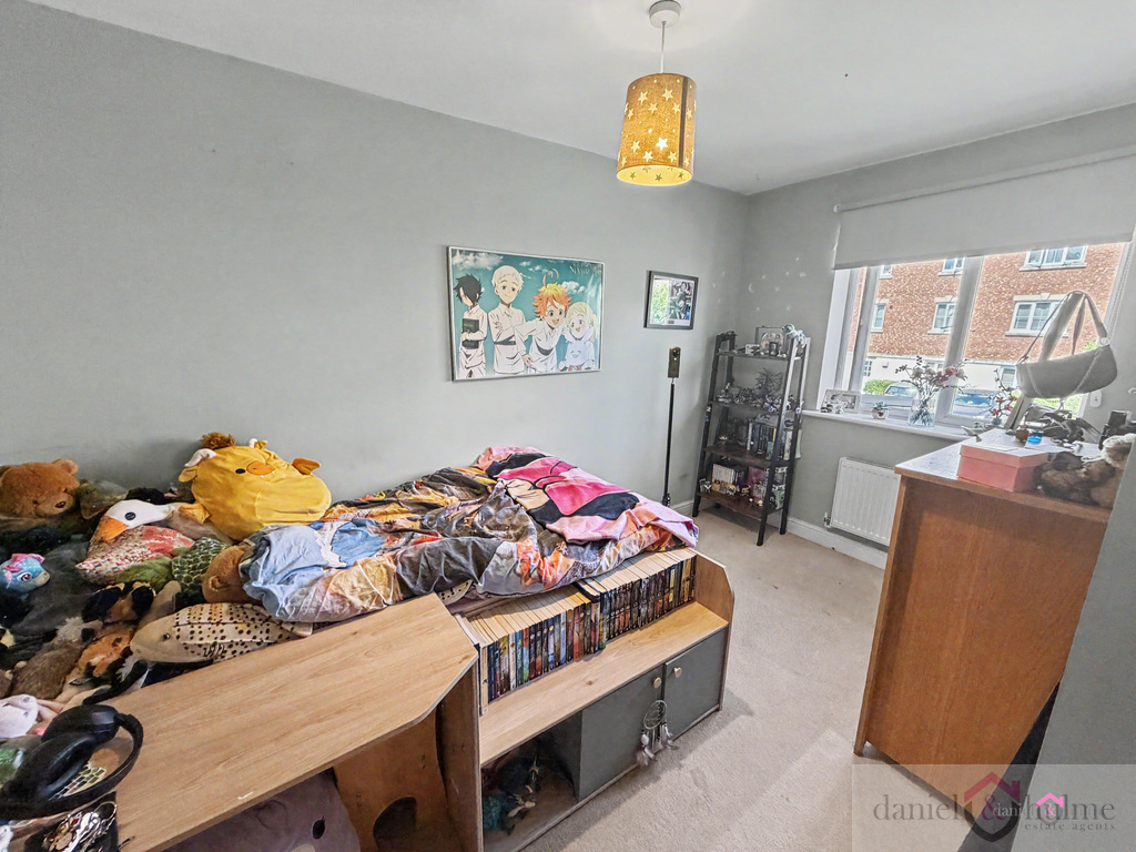 3 Clover Grove, Leekbrook, photo 19