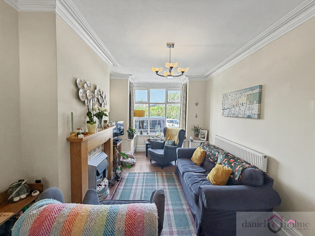 Shirley Street, Leek, Staffs ST13 8BG, photo 2
