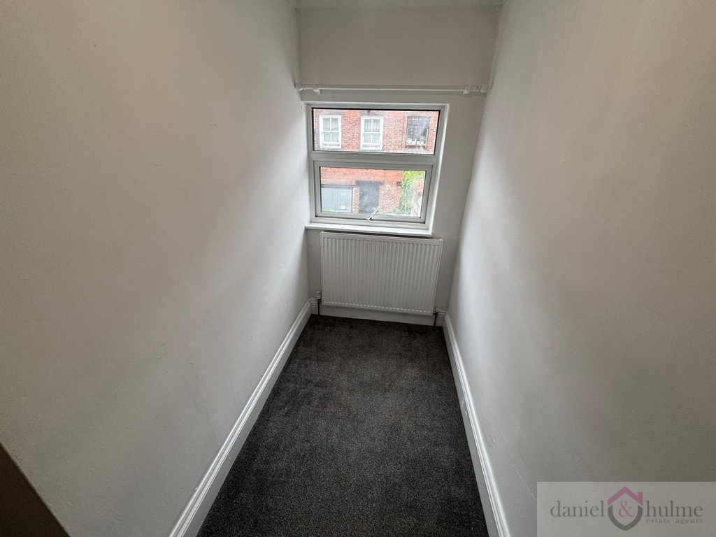 London Street, Leek, Staffordshire, photo 9