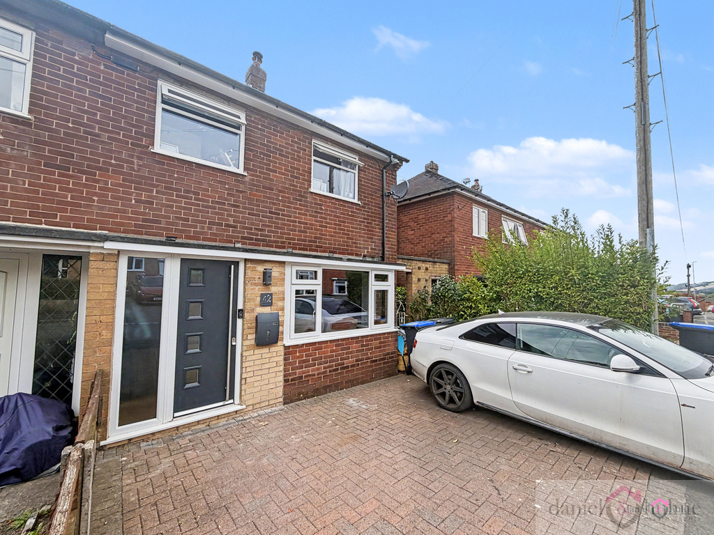Fair View Road, Leek, Staffordshire, ST13 5BY