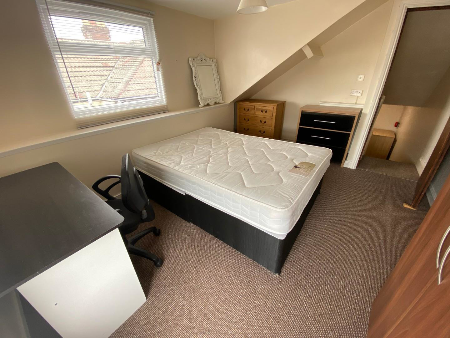 Cathays Terrace, Cardiff, CF24, photo 21
