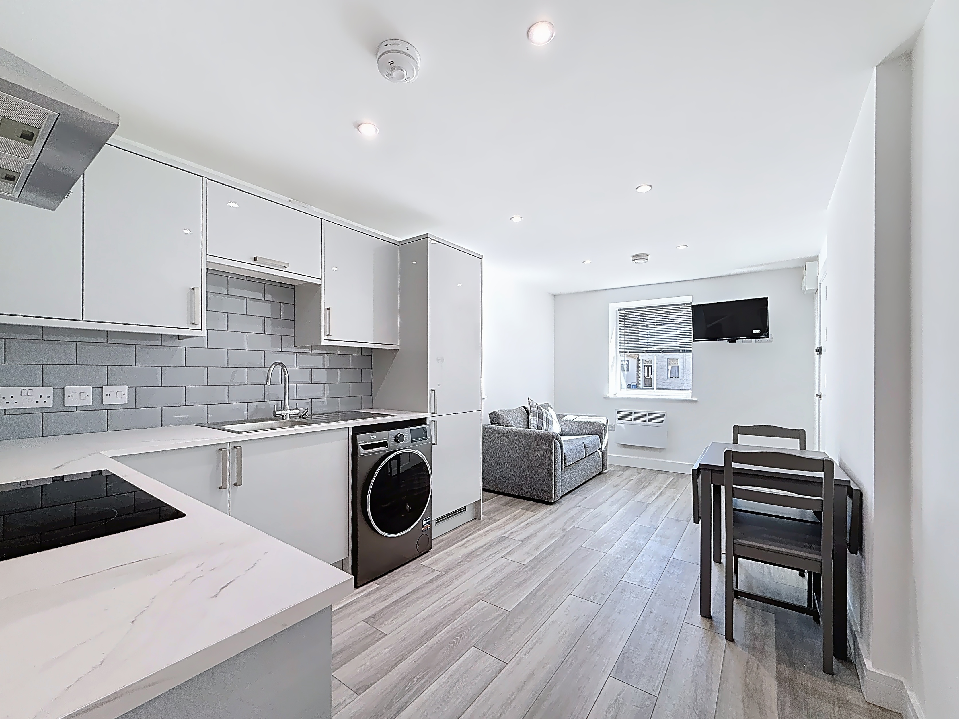 Open Plan Living Room / Kitchen