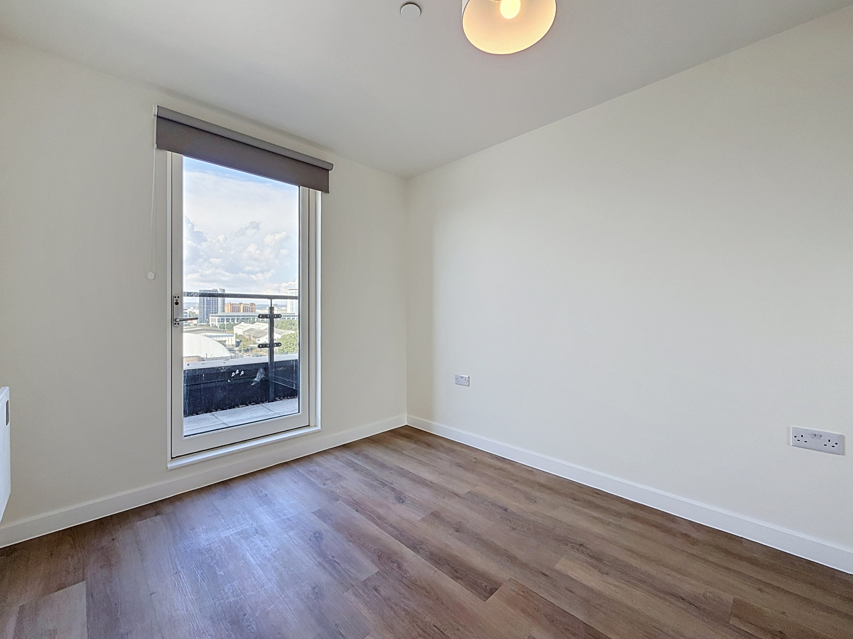 Dumballs Road, Cardiff, CF10, photo 8