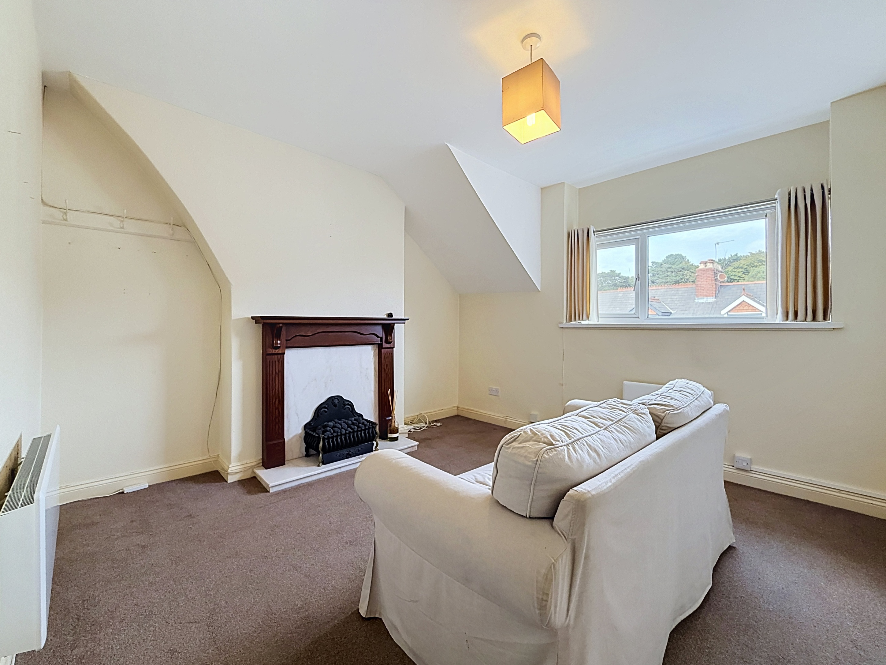 89 Romilly Road, Canton, CF5
