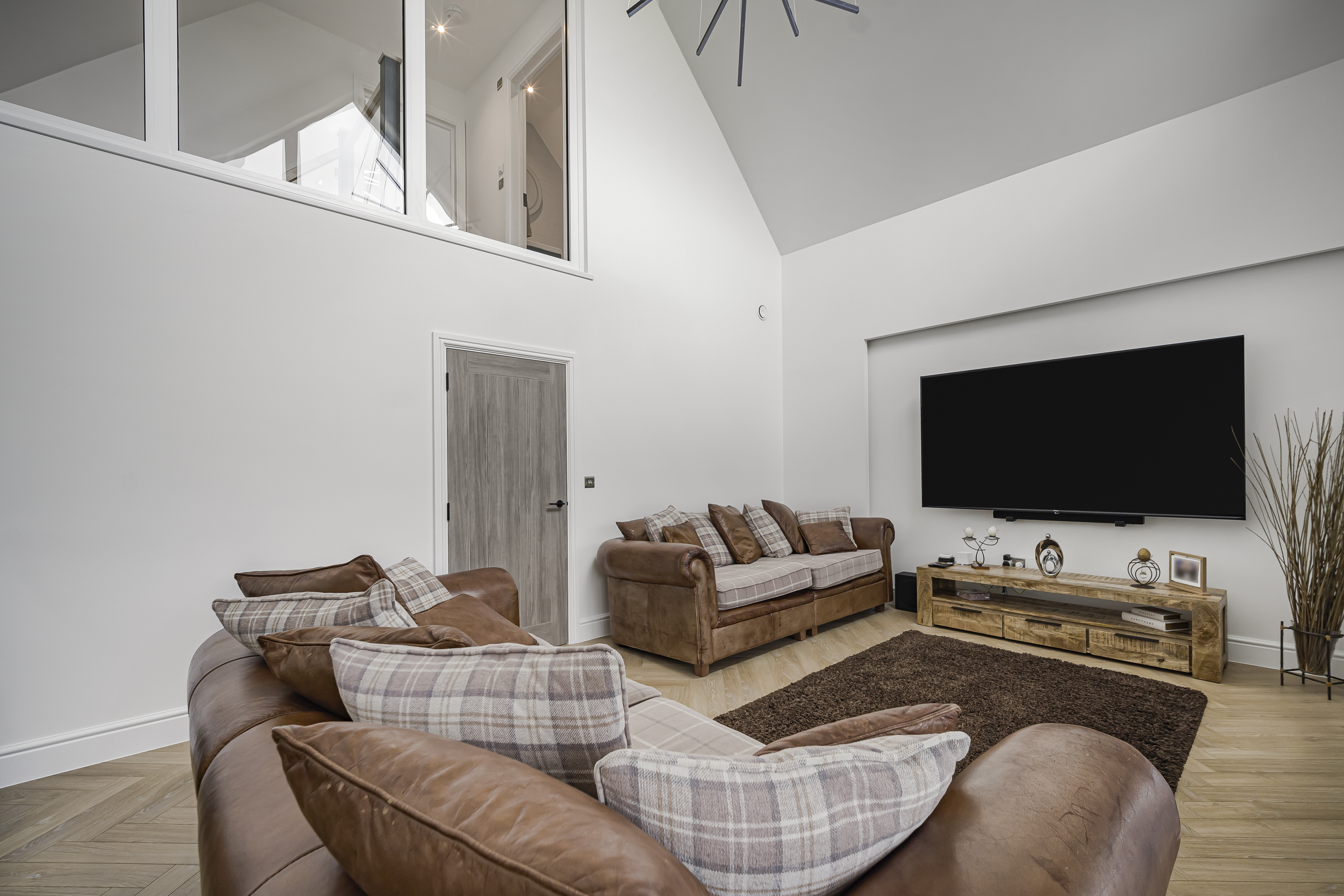 Maes Thornton, Rassau, NP23, photo 12