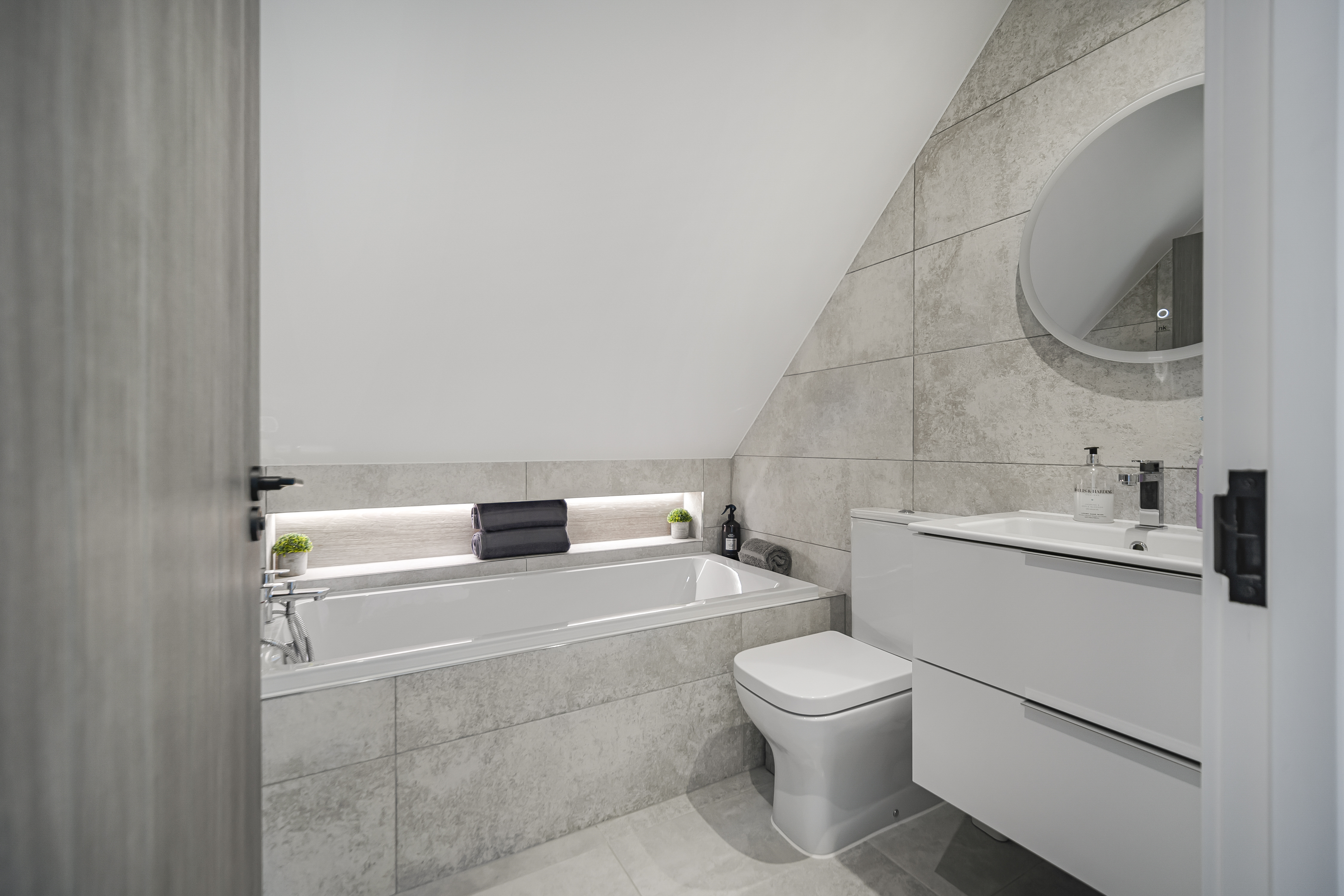 Maes Thornton, Rassau, NP23, photo 17