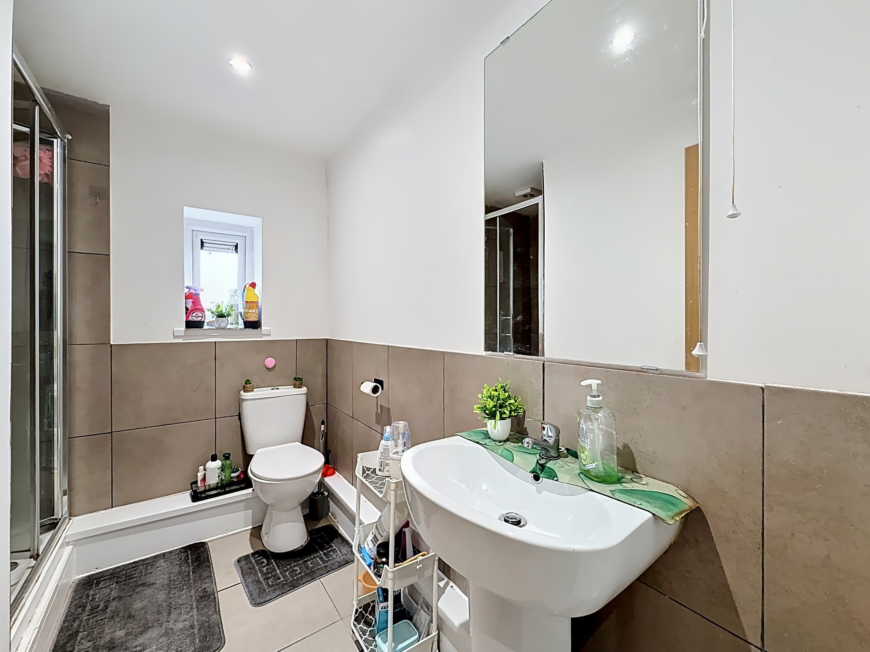 Bedford Street, Cardiff, CF24, photo 16