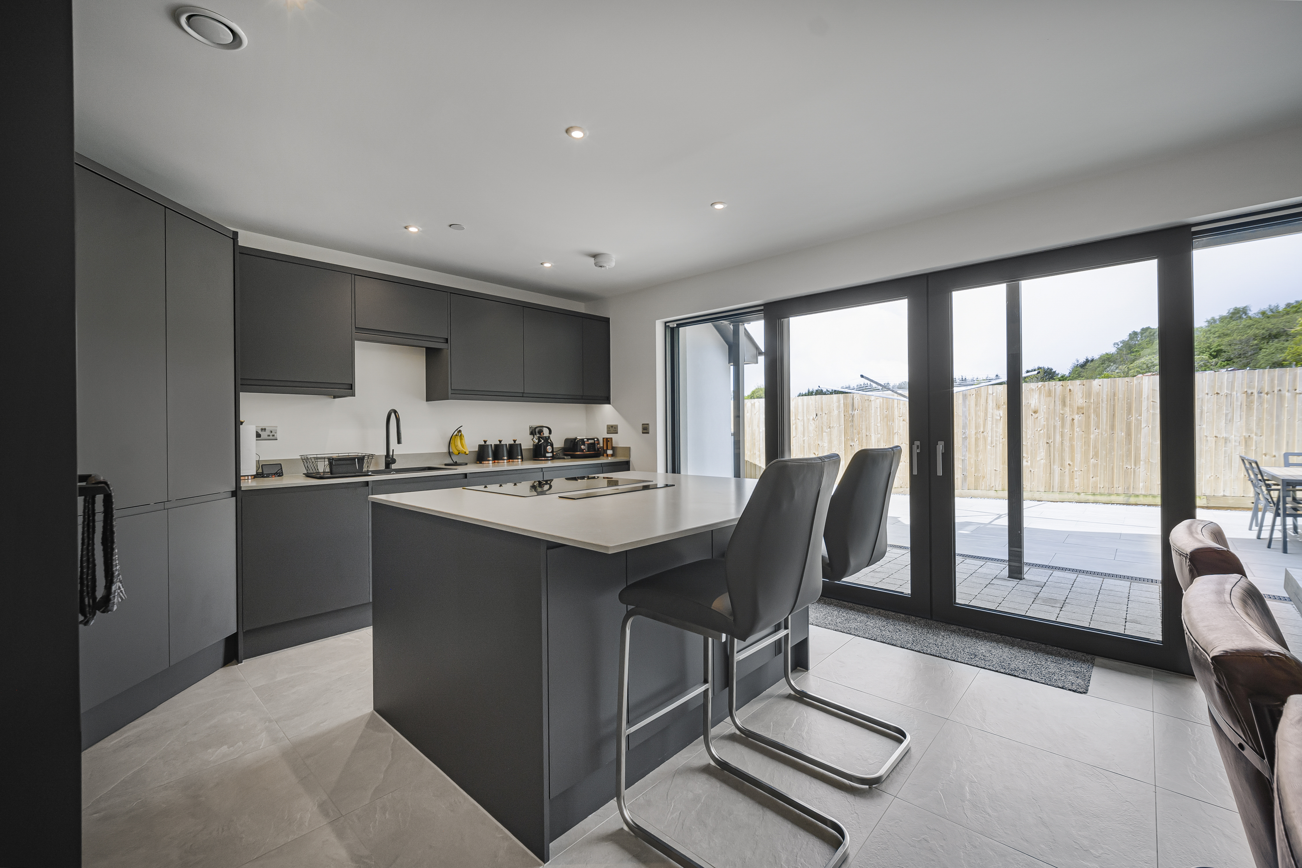 Maes Thornton, Rassau, NP23, photo 25