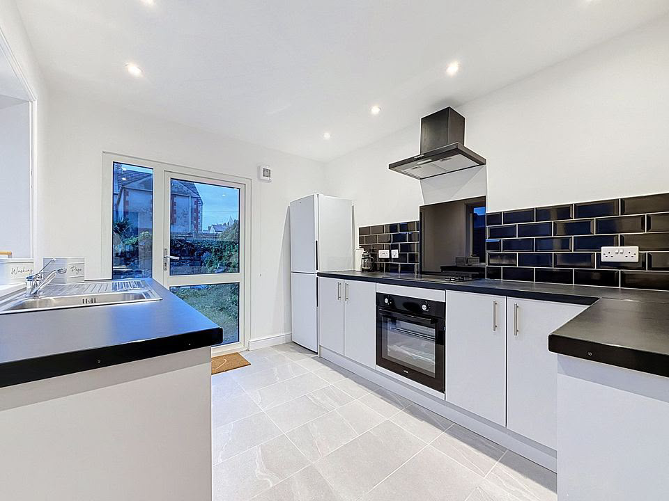 Swinton Street, Cardiff, CF24, photo 2