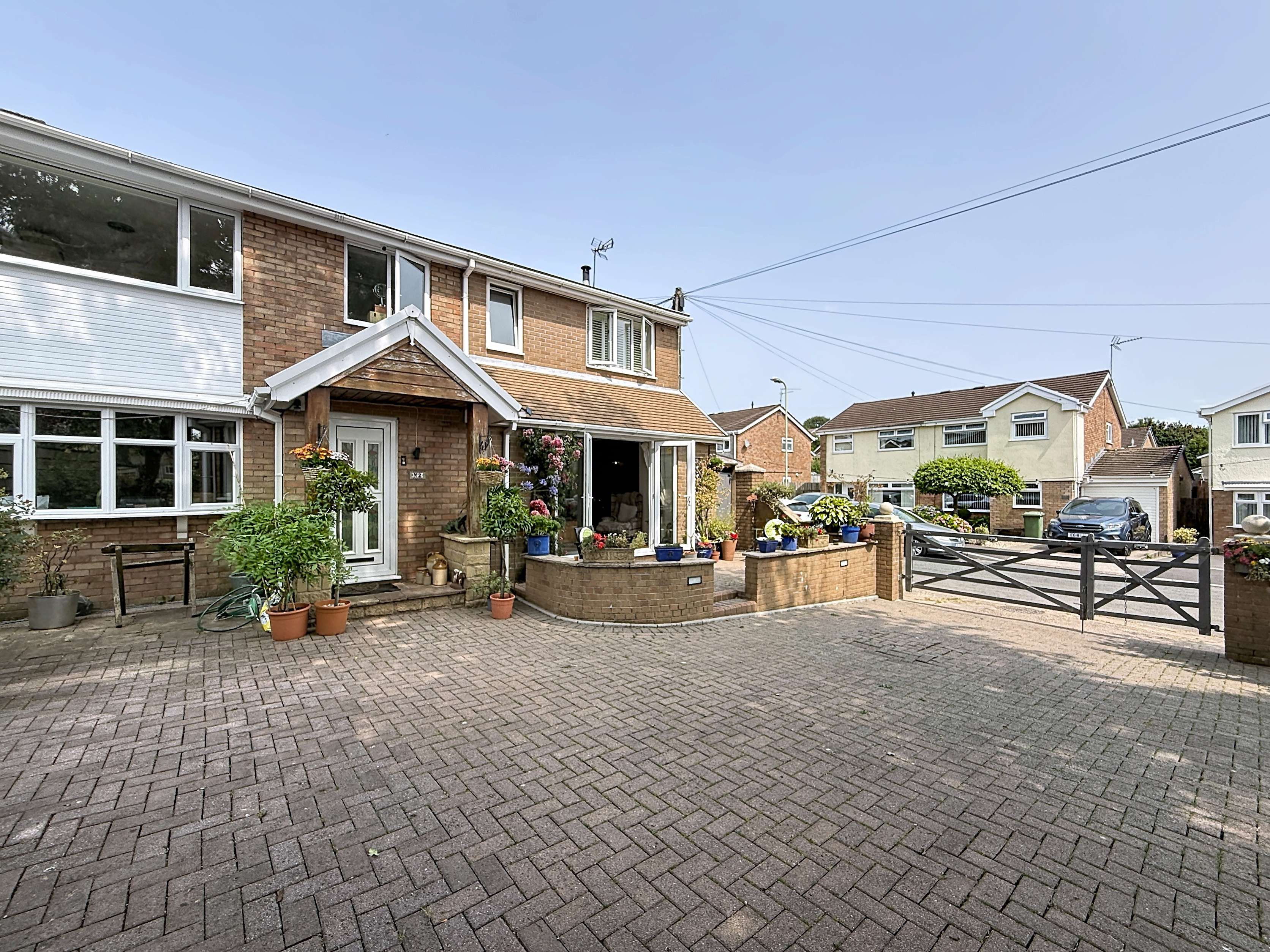 Tonteg, Pontypridd, CF38, photo 14